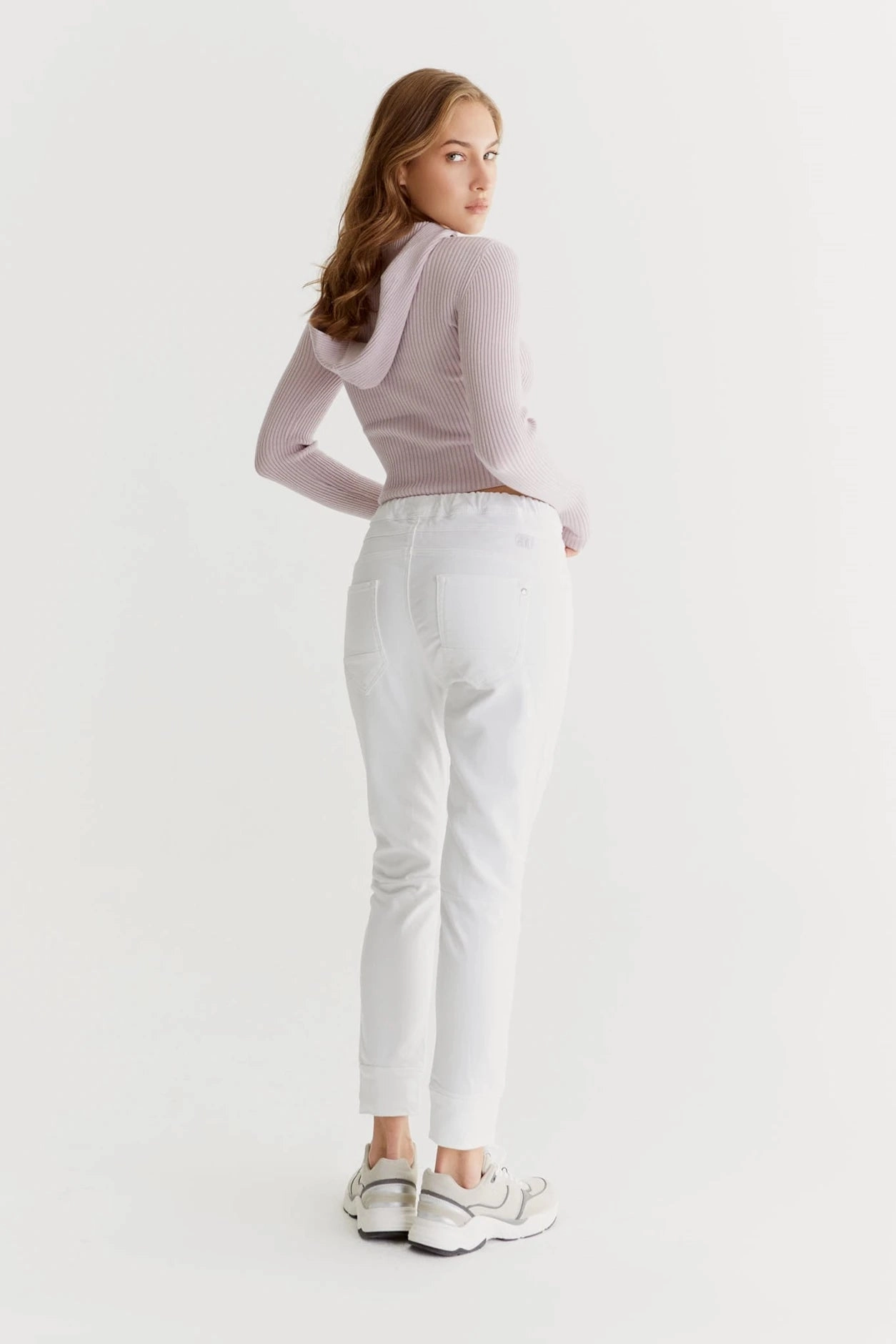 Mila  Slim Jogger Pant - White - Inseam 27" L01 Hygienic Inner Layer