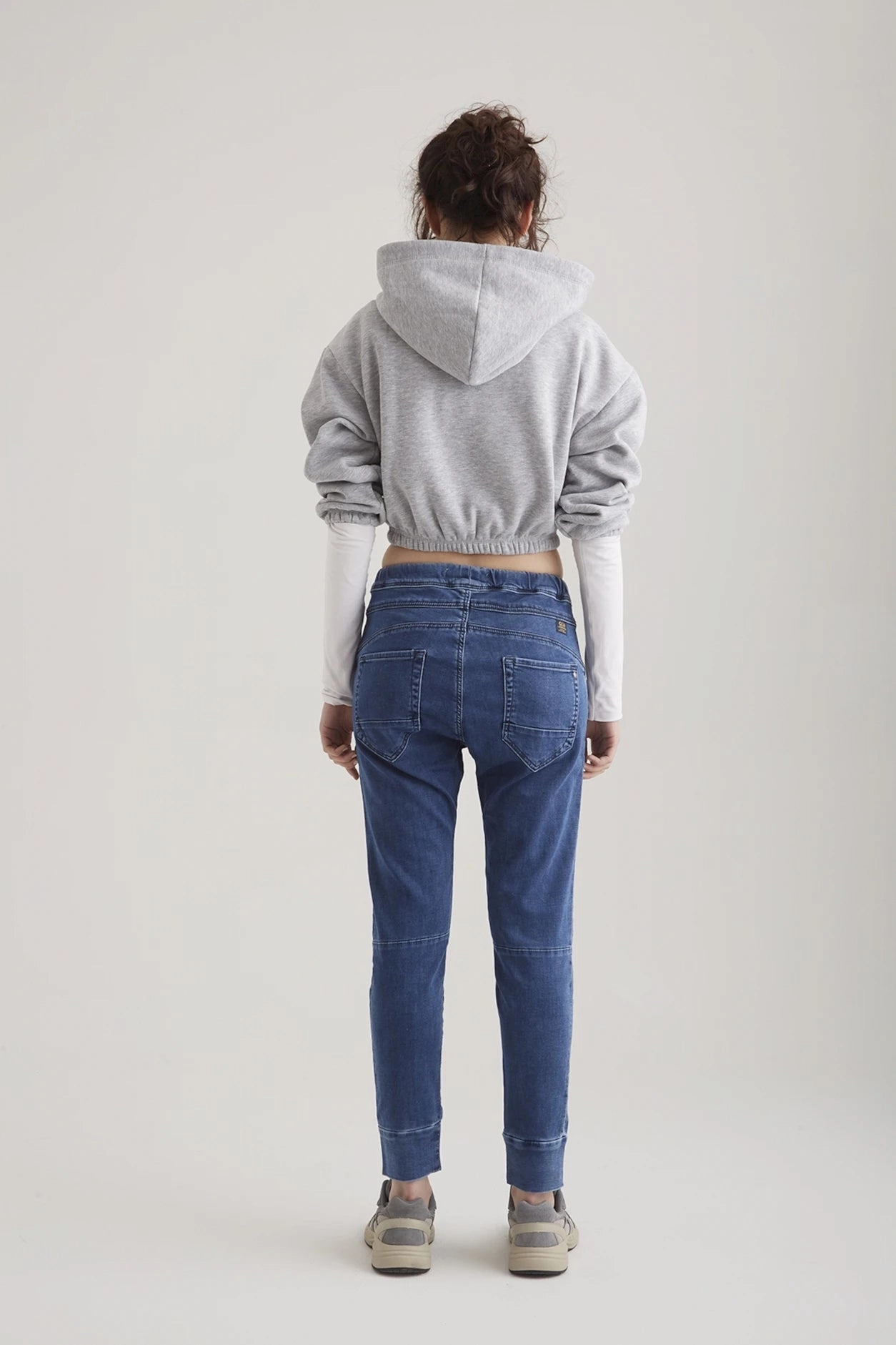 Mila  Slim Jogger Pant - Blue Denim - 29" Inseam L02 UVProtectiveLayer HiddenDrawcord