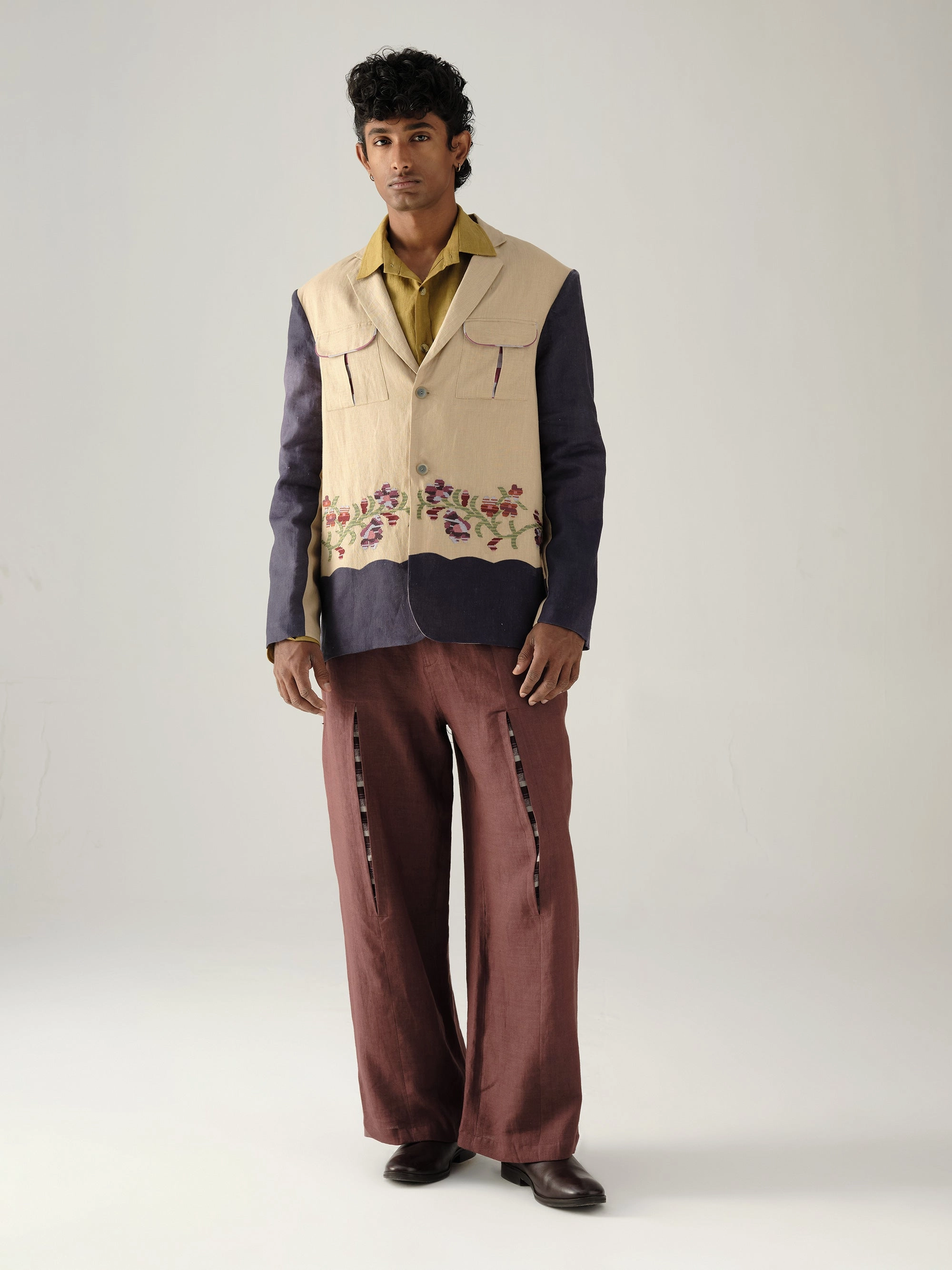 Nelson Blazer Foldable Design