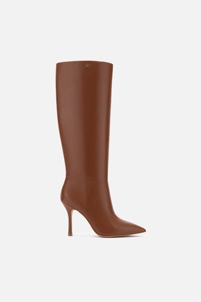 Comfort Lining Hiking Trails Kate Boot In Caramel Leather