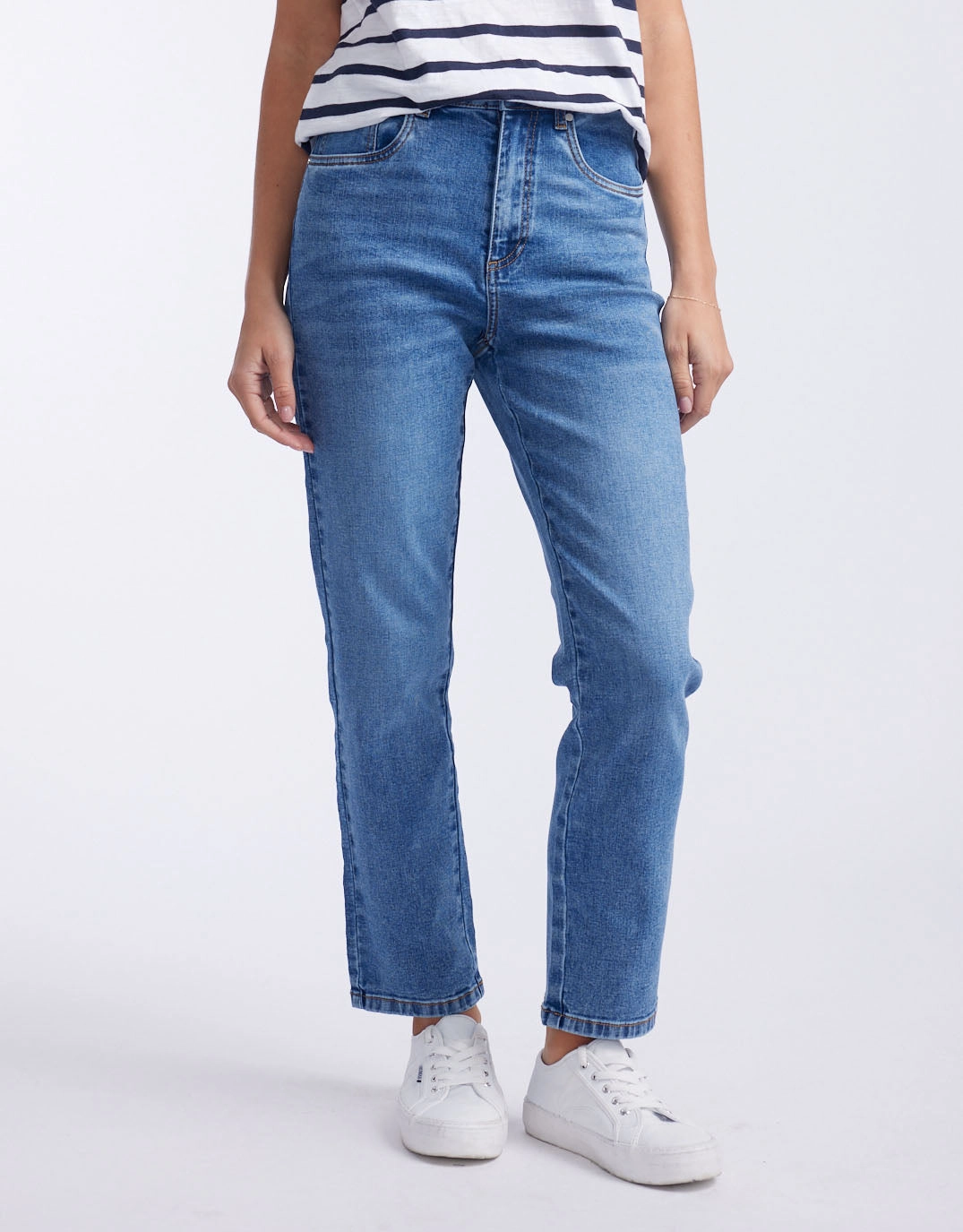 Sharp Vibe Noelle Straight Leg Jean - Mid Blue