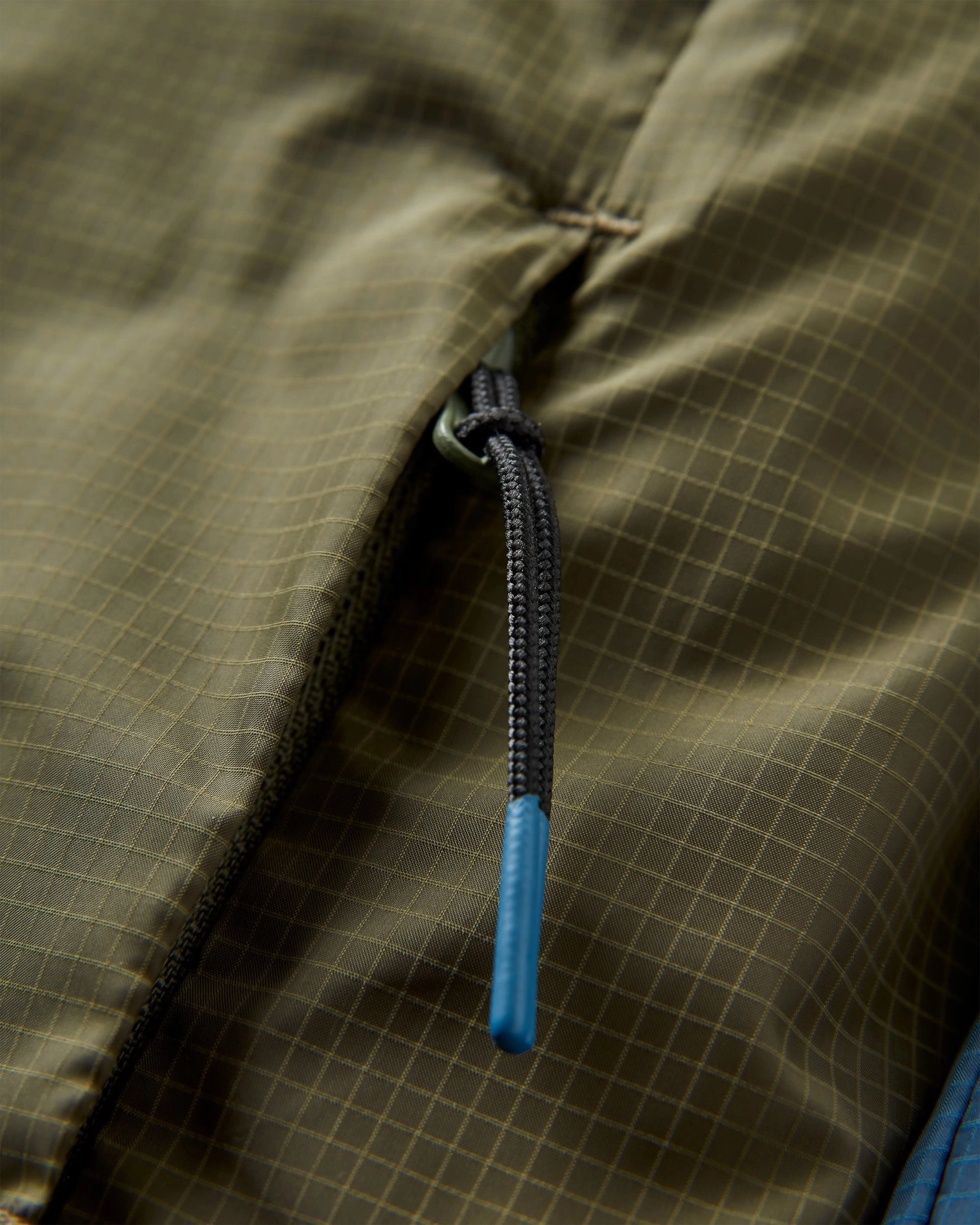 Gusto Recycled Windshell Jacket - Khaki/Dark Denim Casual Street Style