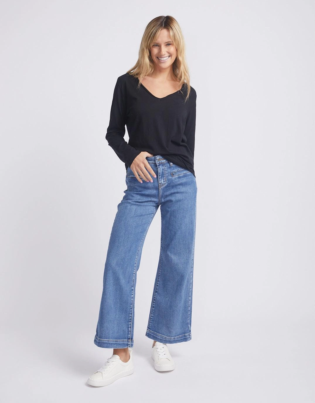 Original V-Neck Long Sleeve T-Shirt - Black Cozy Comfort
