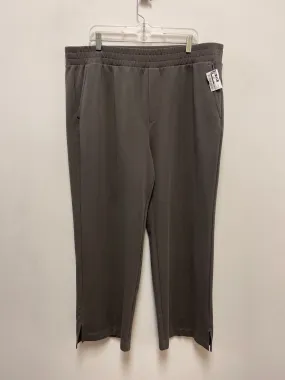 On The Move Sporty Layer Athletic Pants By Old Navy In Grey, Size: 2x