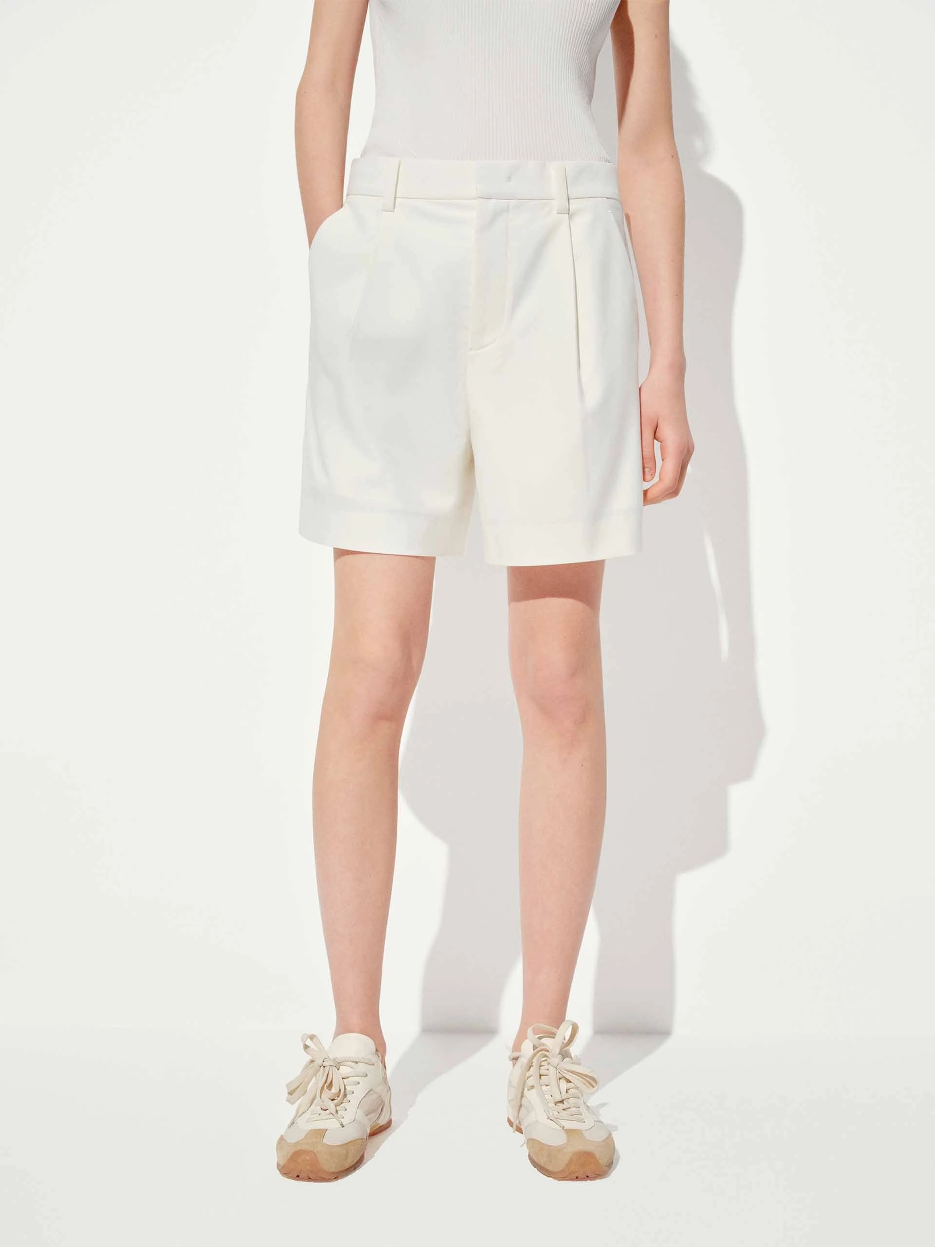 OdorControlTech hospitality industry Straight Side Pocket Shorts