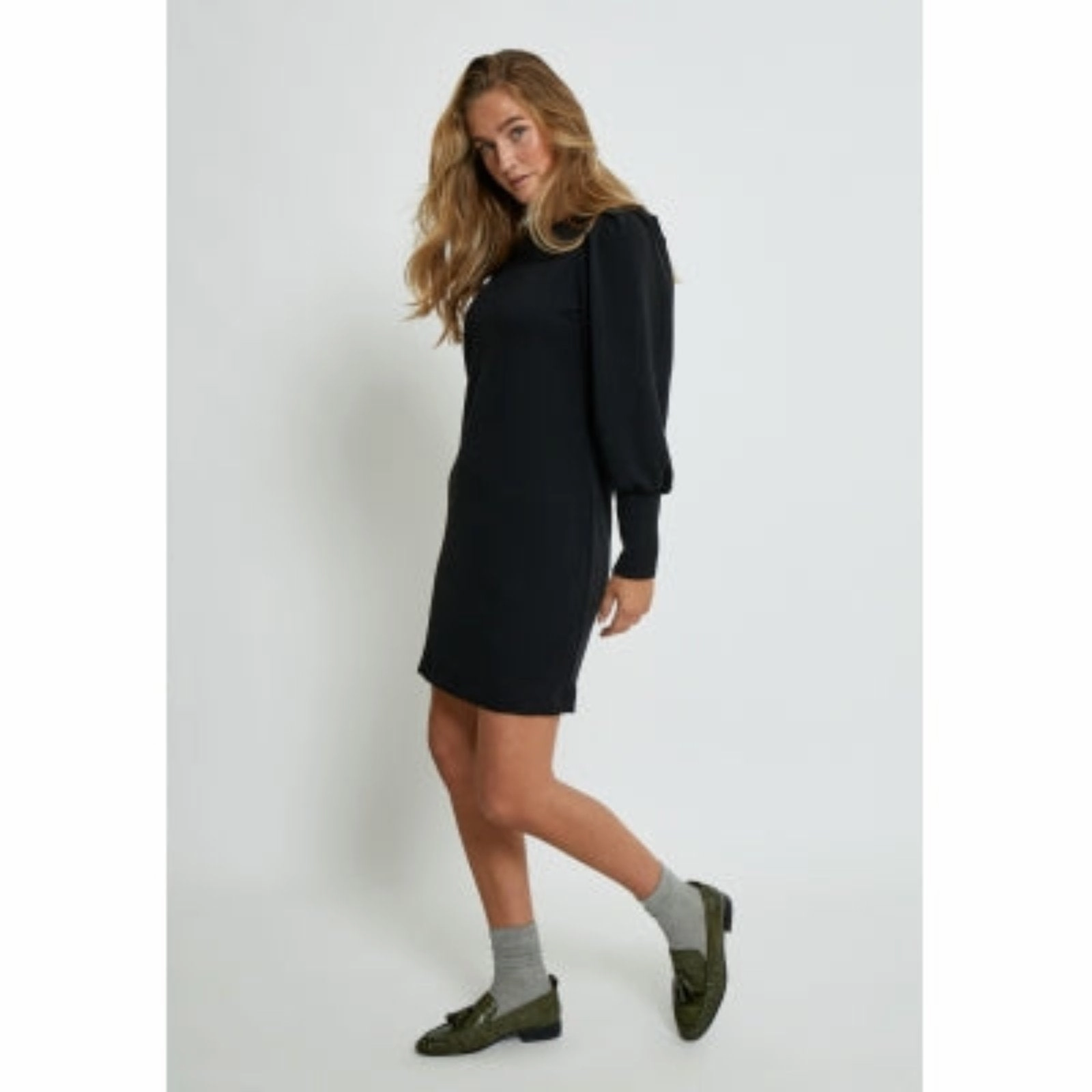 Dream Look Sleek and Flattering PC8200 Dicette Anissa Dress