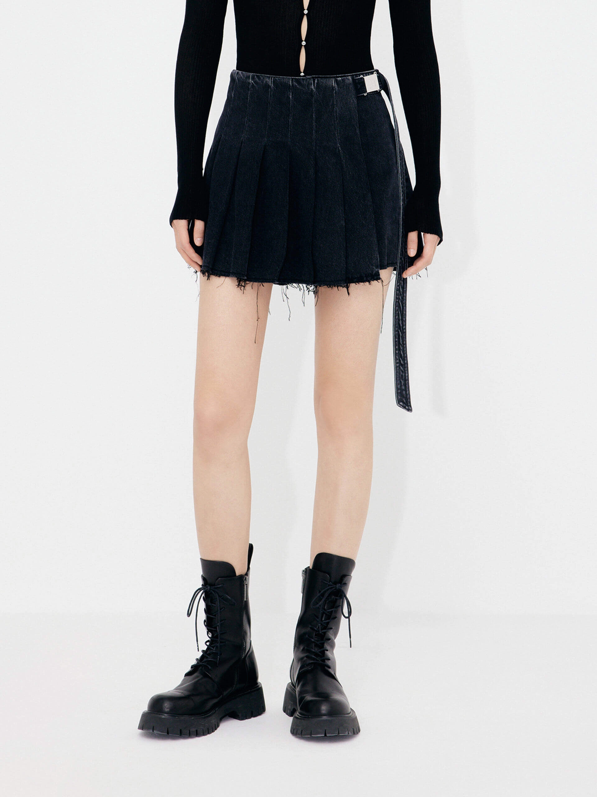 Wrap Detail Pleated Denim Shorts Water Repellent Finish Quick Style
