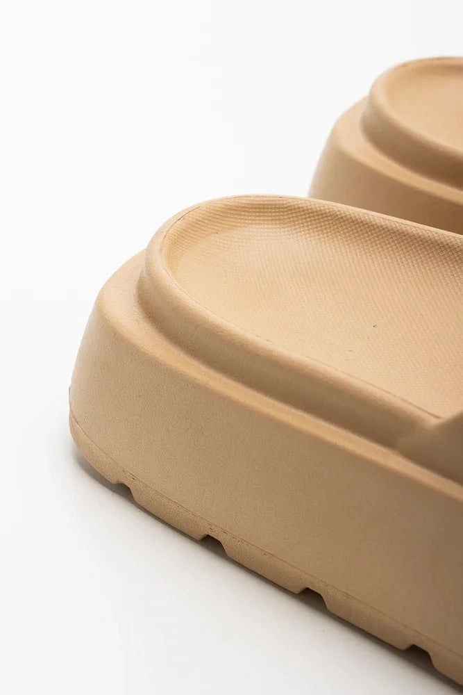 Slip Resistant Sole Pattern Platform Slide Natural