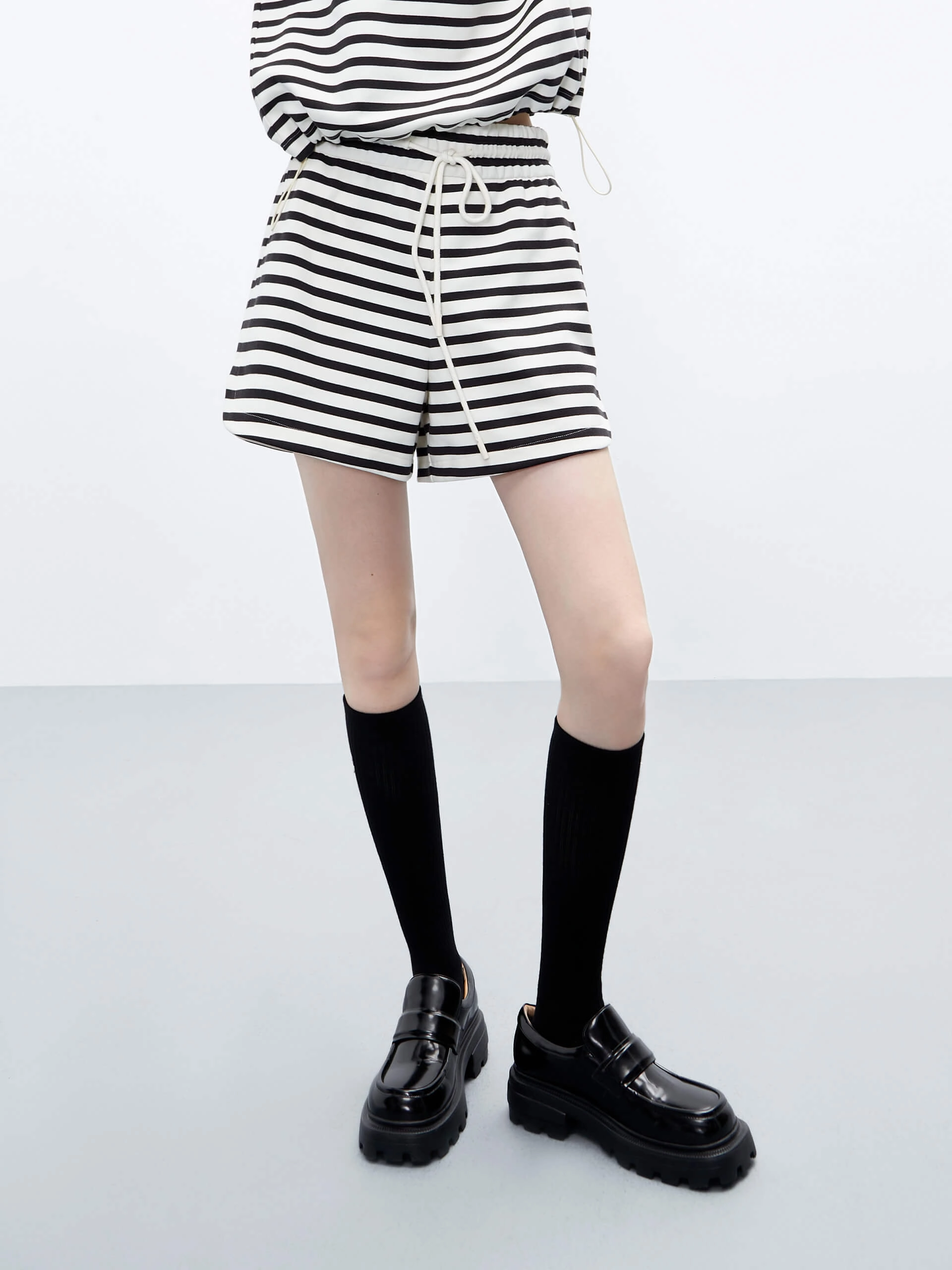 Drawstring Waist Loose Shorts No Pressure Fit Easy Movement Fit