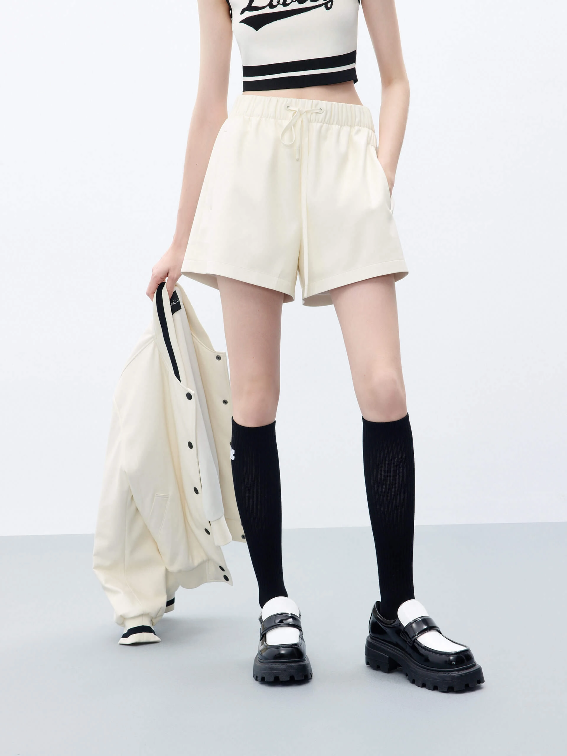 Seamless construction All Season PU Leather Drawstring Shorts