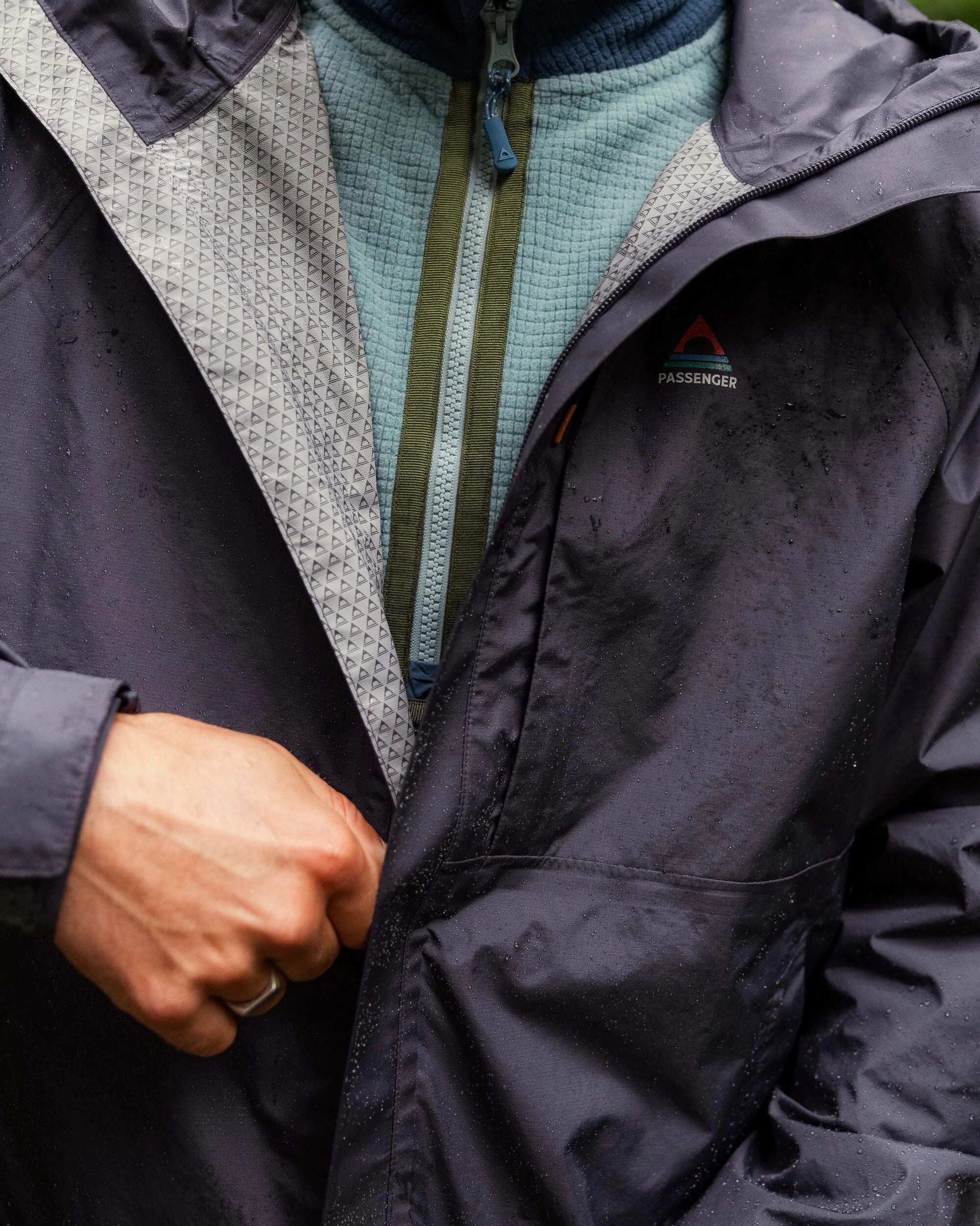 Go To Layer Trailscape Men's Recycled Waterproof Jacket - Charcoal