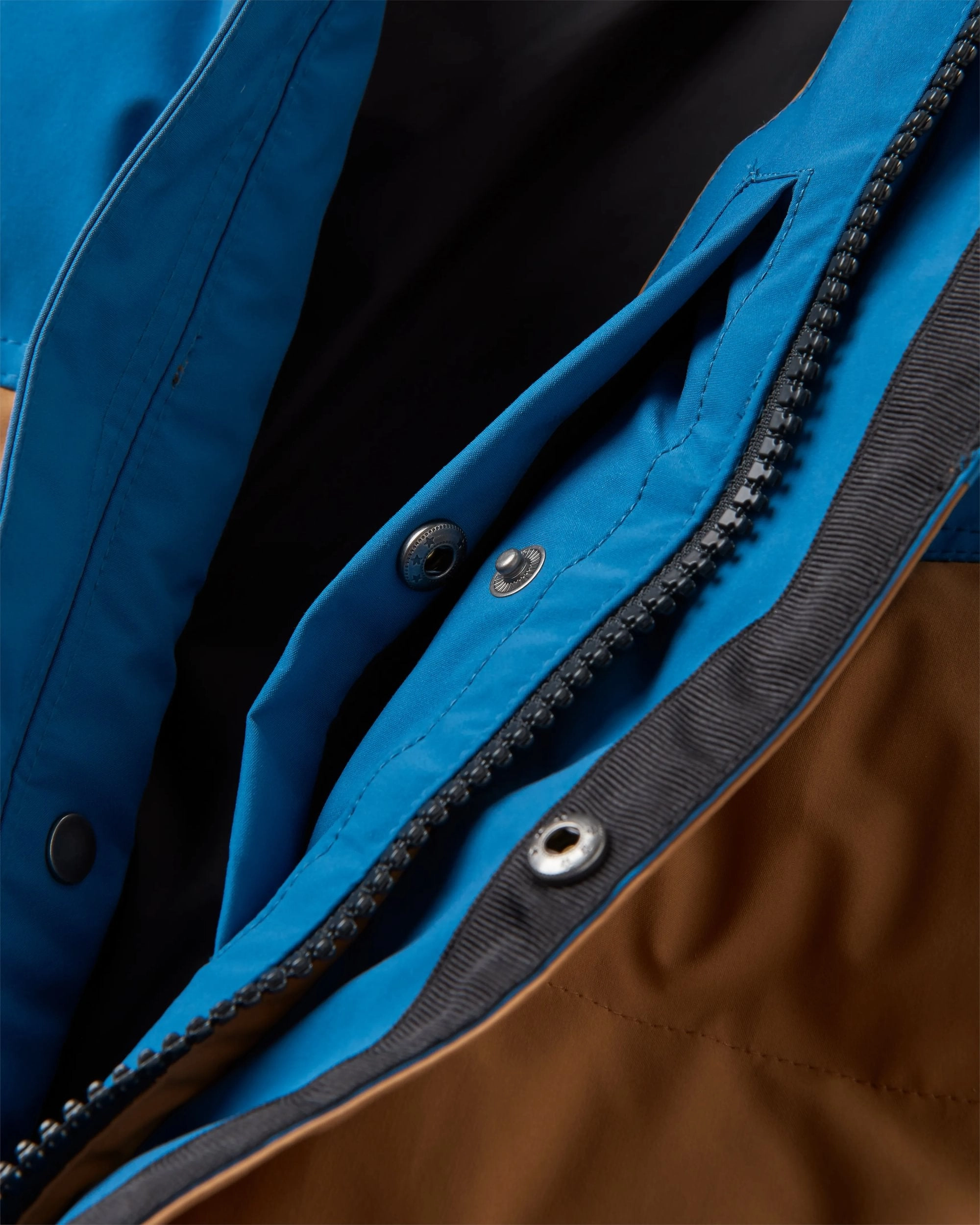 Baltic Recycled Insulated Gilet - Toffee/Blue Steel Lightweight insulation windproof