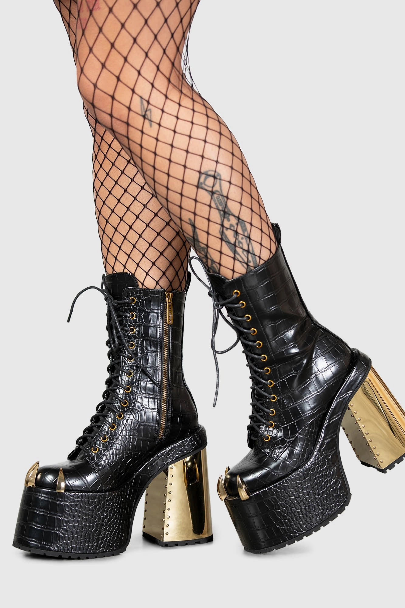 High Traction Weekend Wanderer Reliable Grip Repetilia Boots