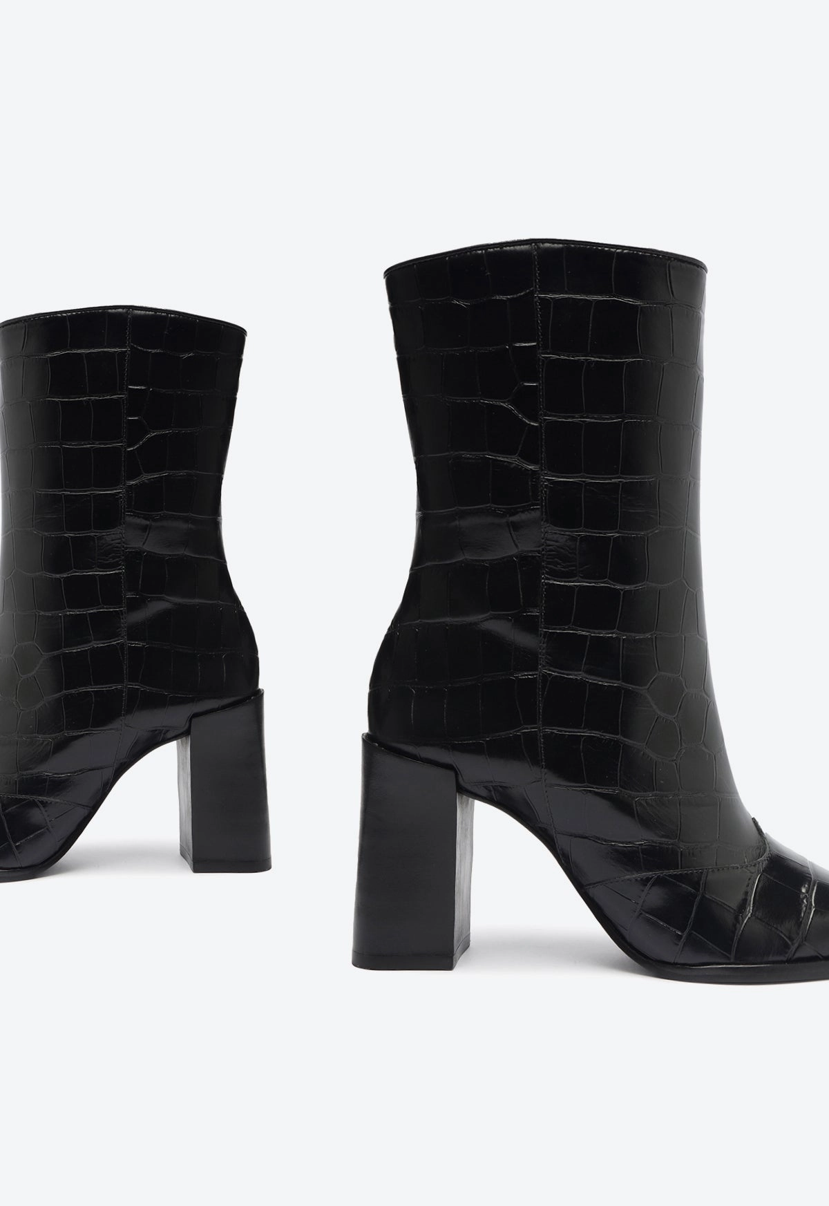 Sweat Wicking Reinforced Heel Counter Raffaela Croc Bootie