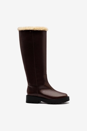Anne Lugsole Boot In Brown Leather And Natural Shearling Slip Resistant Quick Drying Hiking Trails