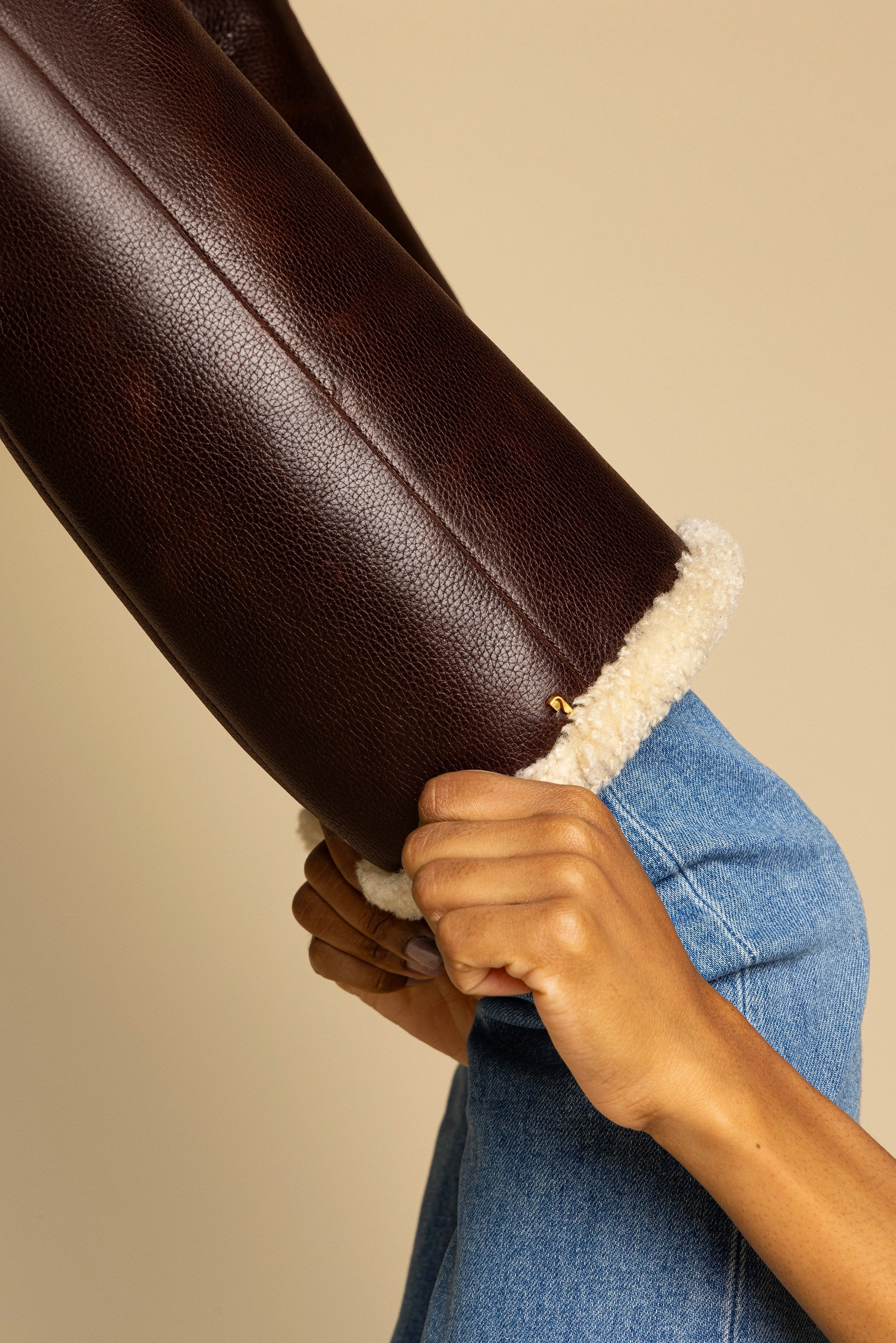 Warm Interior Slip-Resistant Sole Anne Lugsole Boot In Brown Leather And Natural Shearling