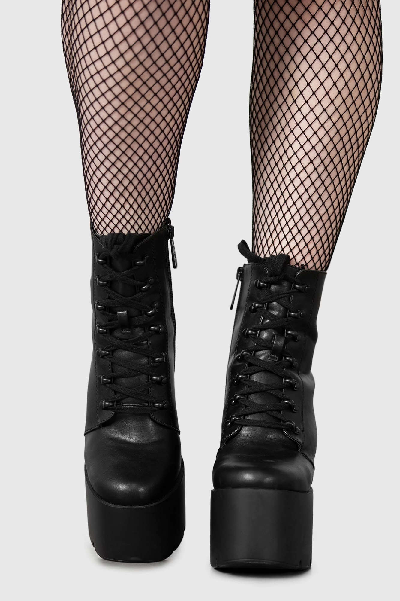 Built For Work Traction Lug Pattern Crescent Boots