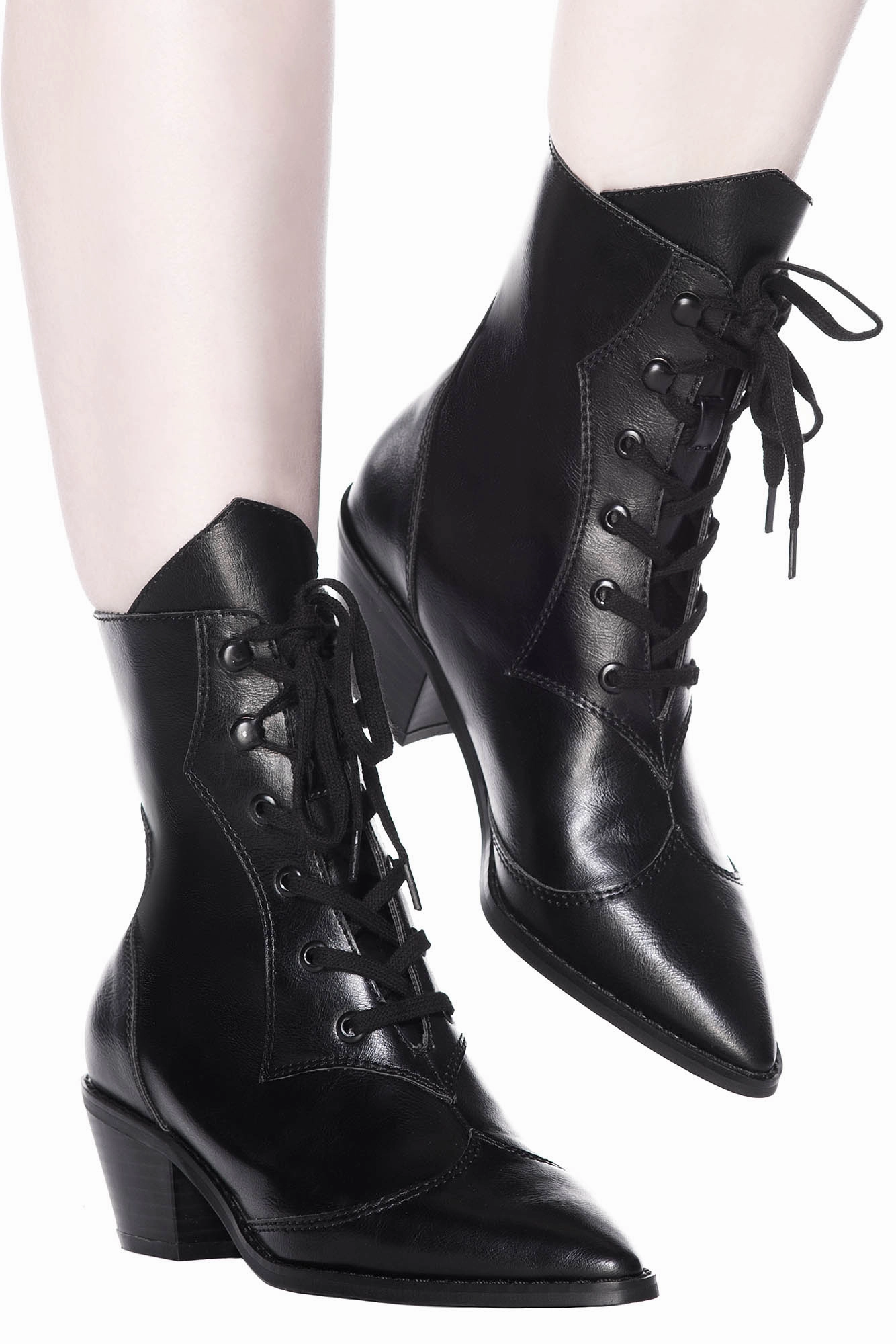 Raven Pointed-Toe Bootie Durable Shell Comfort Seeker