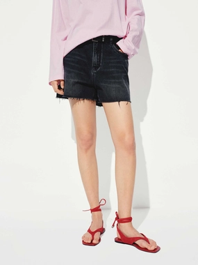 Raw Hem Denim Shorts Quick Action