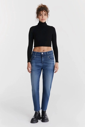 Casual Vibes Sporty Comfort Wear Victoria - Boyfriend Jean - Dark Blue - L30