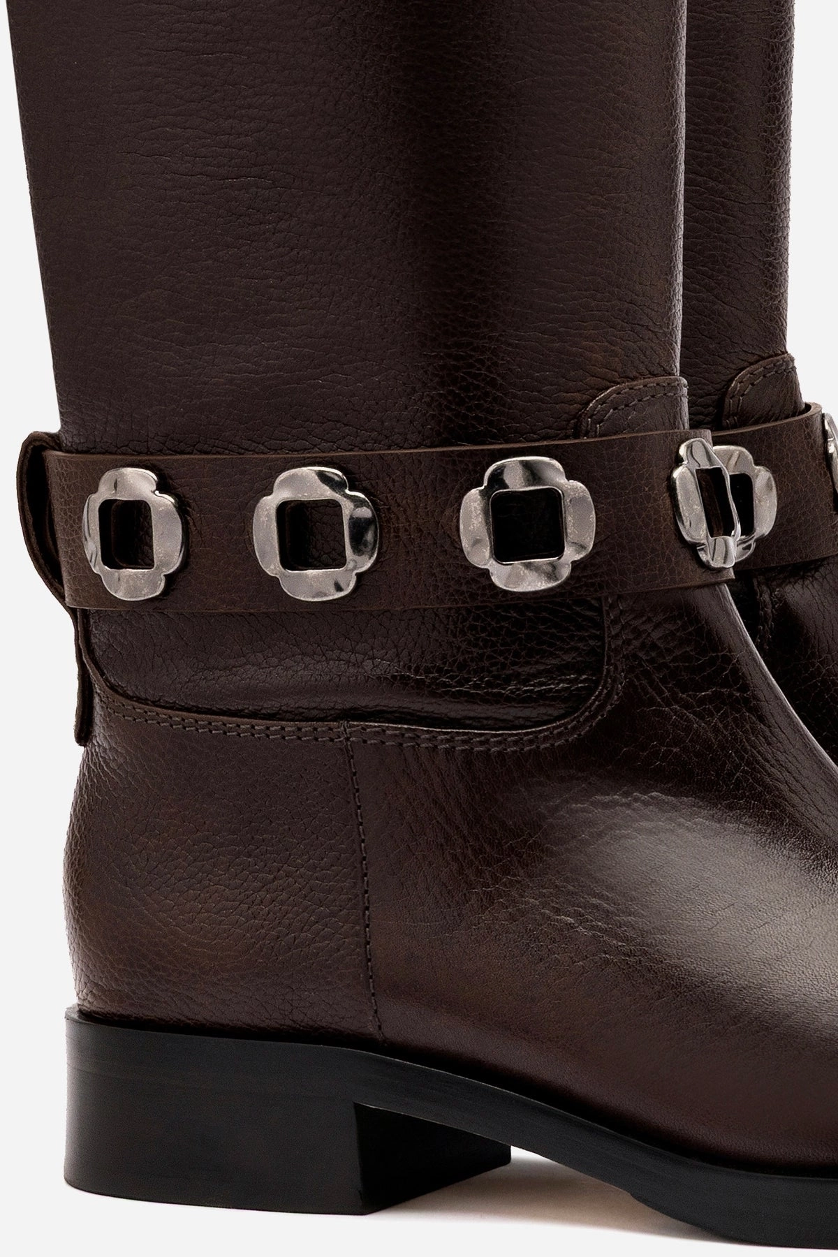 Milan Flat Boot In Brown Leather Minimal Mood Functional Style