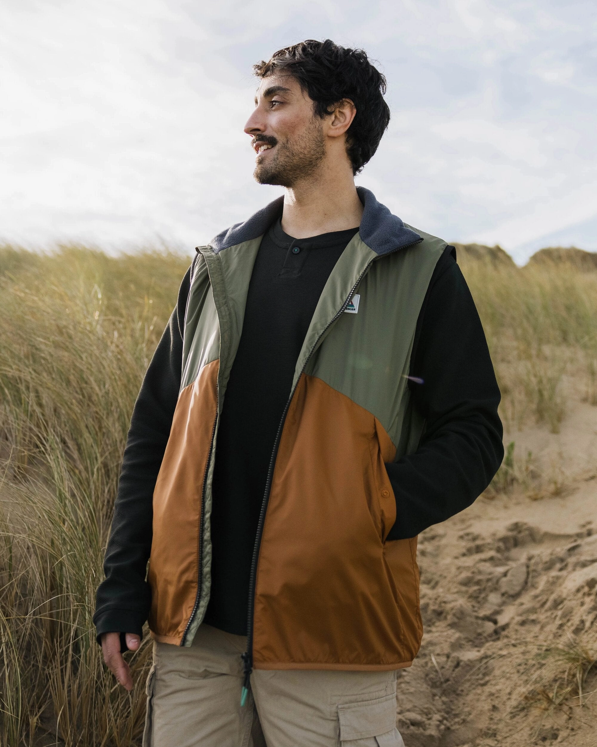 Ergonomic Mobility Cut Dusk Recycled Insulated Gilet - Dusty Olive