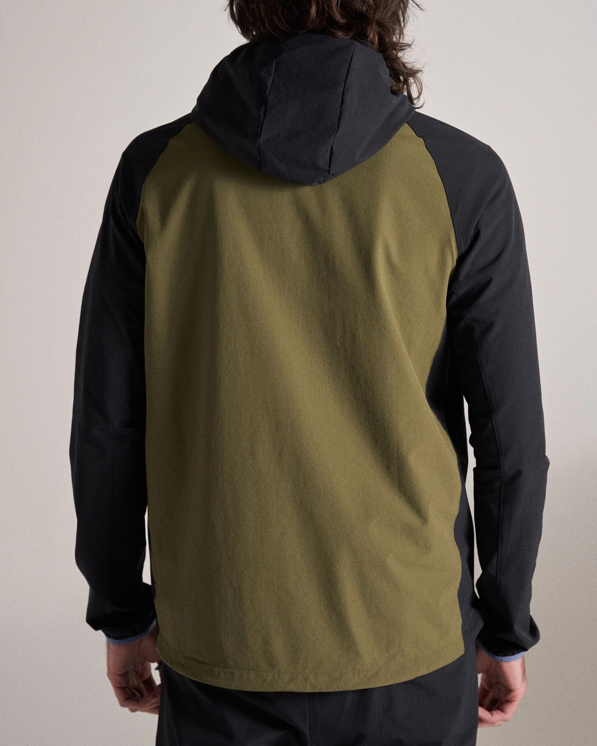 Smart Weather Style Roamer Light Recycled Softshell Anorak - Black/Khaki