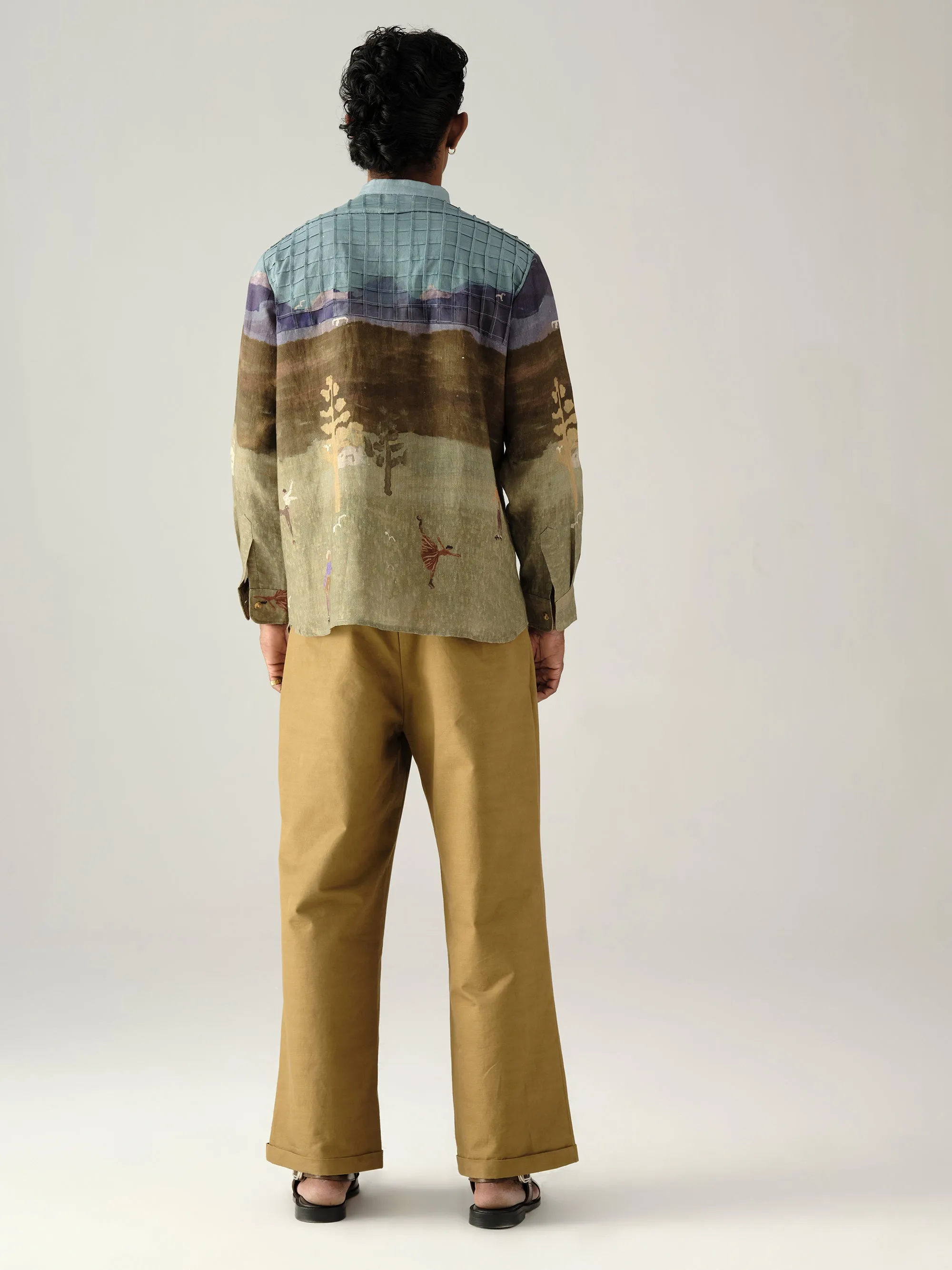 Classic Color Luxury Feel Pintuck Collarless Shirt