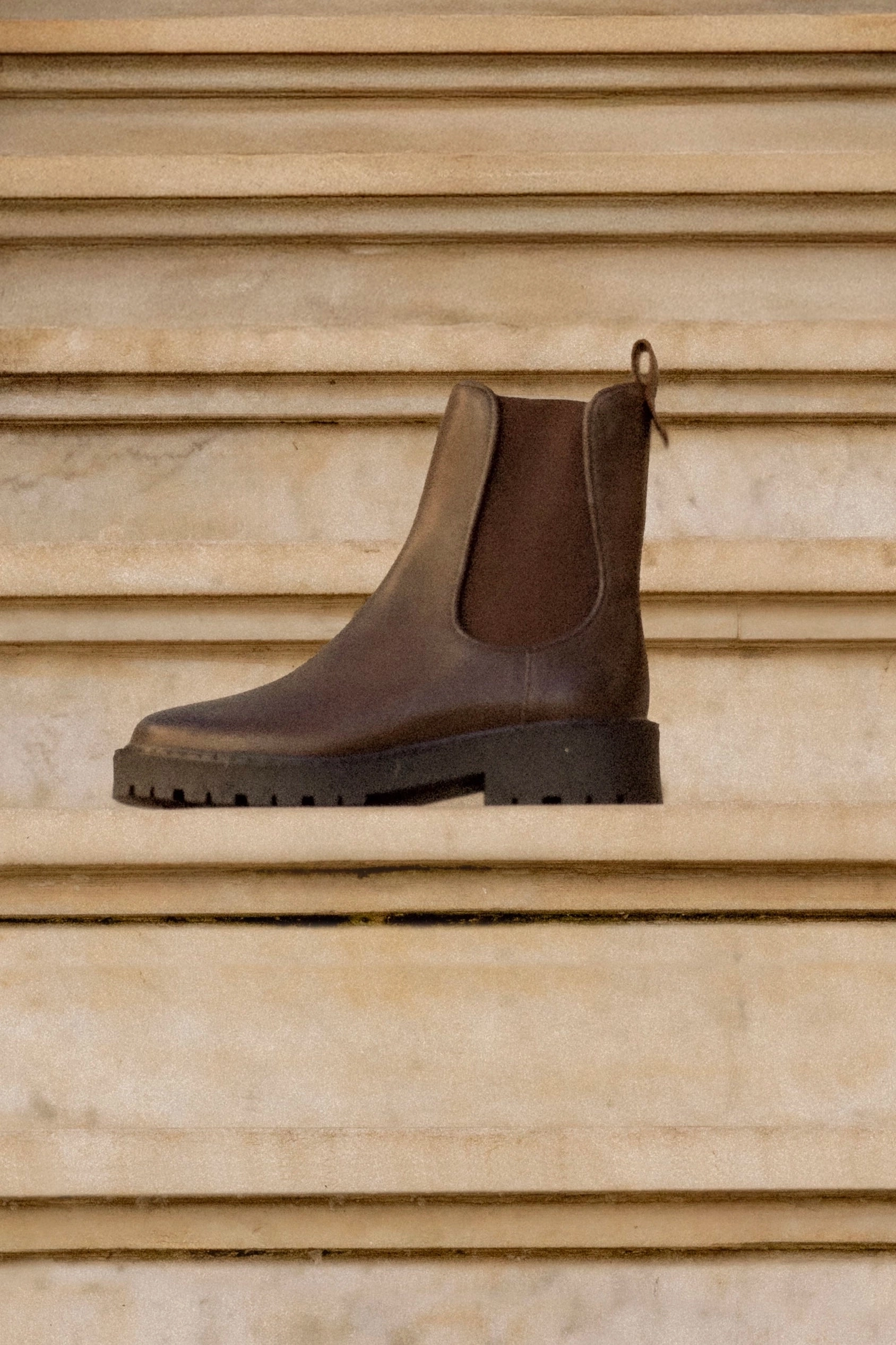 Sancha Boot In Brown Shadow Leather High Traction Feather Light Active Nomad