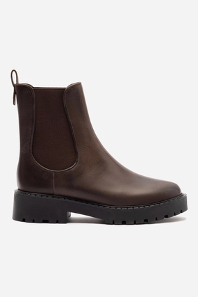 Holiday Feel Rugged Walk Sancha Boot In Brown Shadow Leather