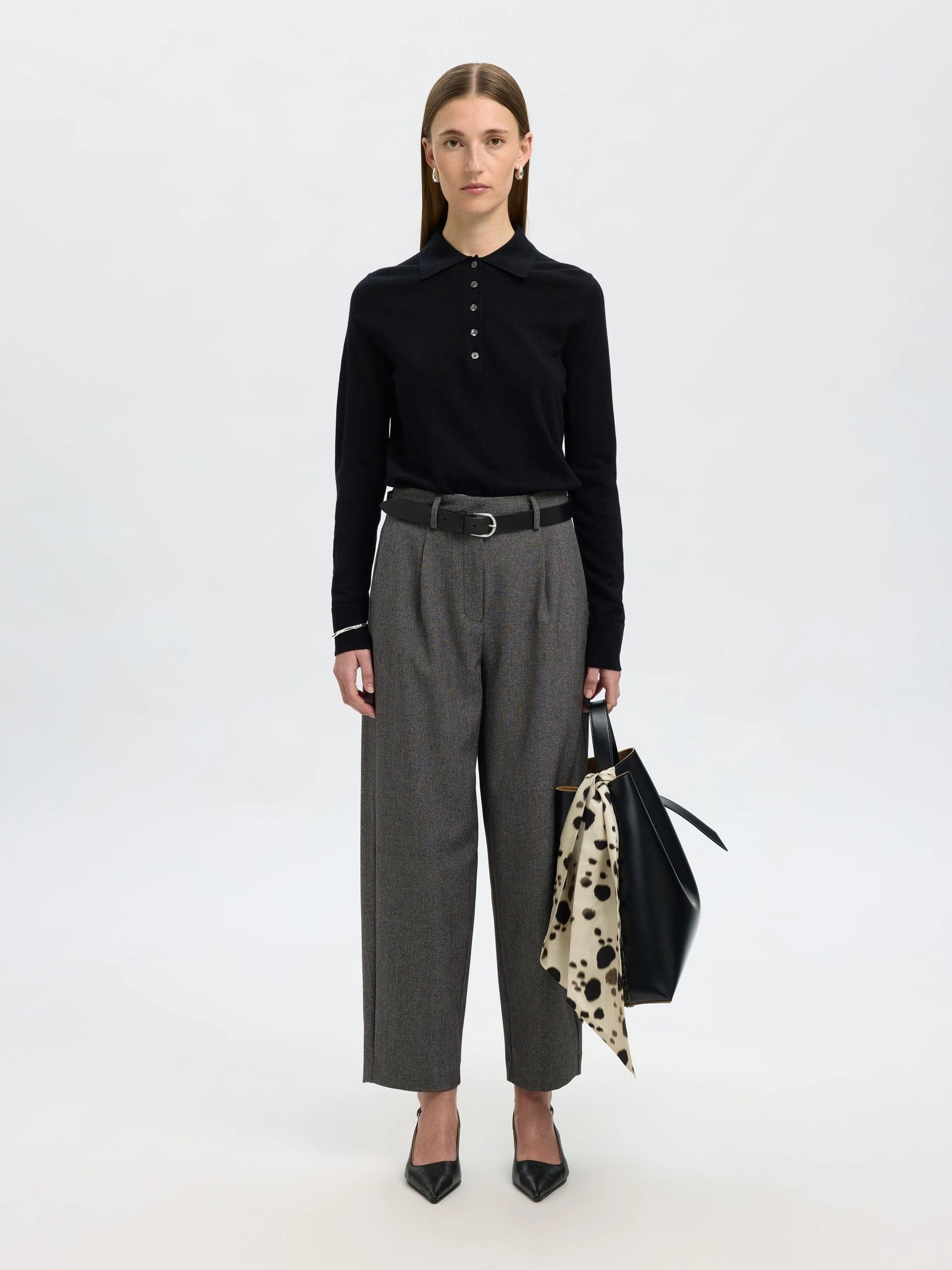 SELECTED Barrel Alma Pant in Black Performance Support Anti Odor Technology