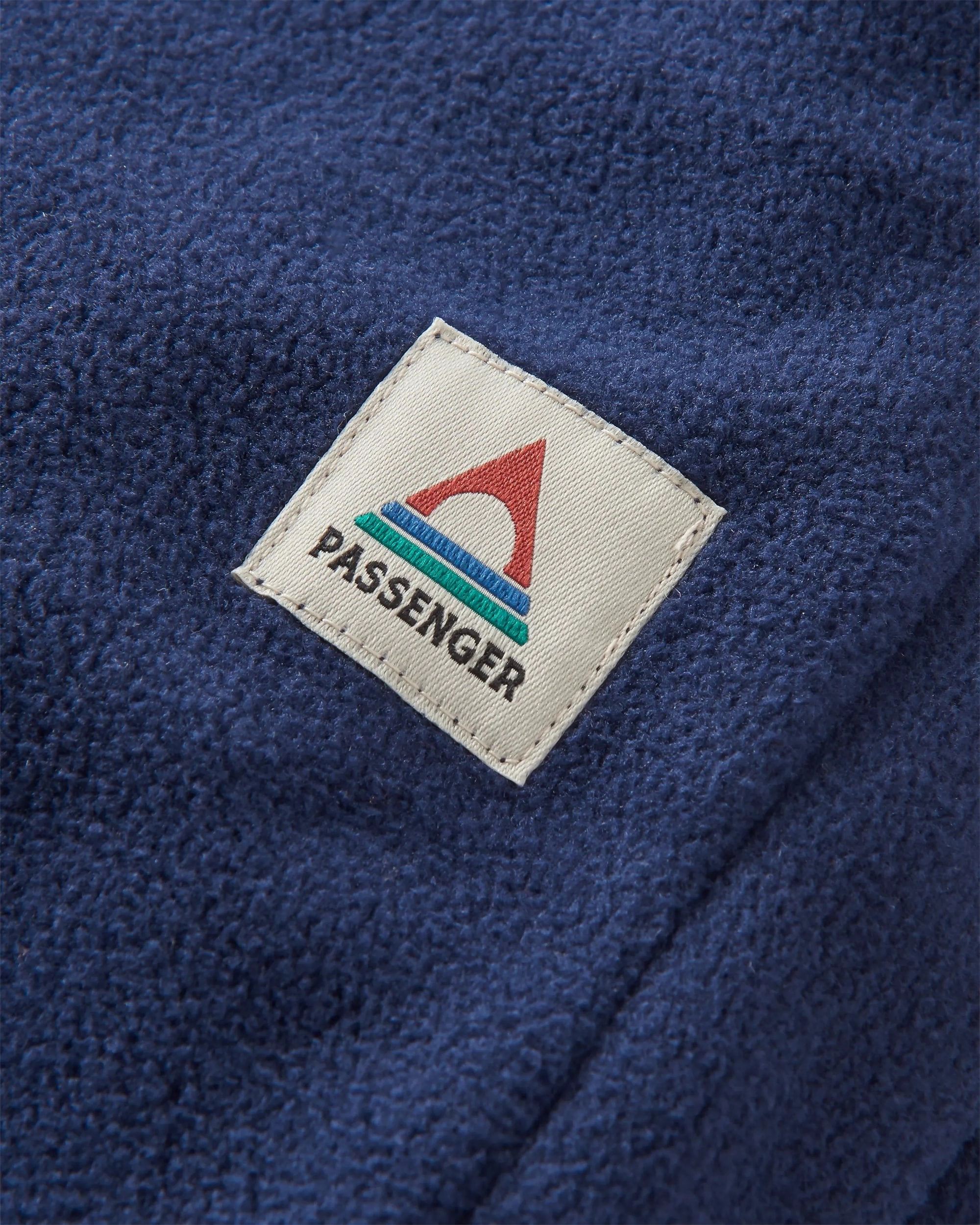 Tagless Labeling Full Comfort Set Off Recycled Polar Fleece Jogger - Rich Navy