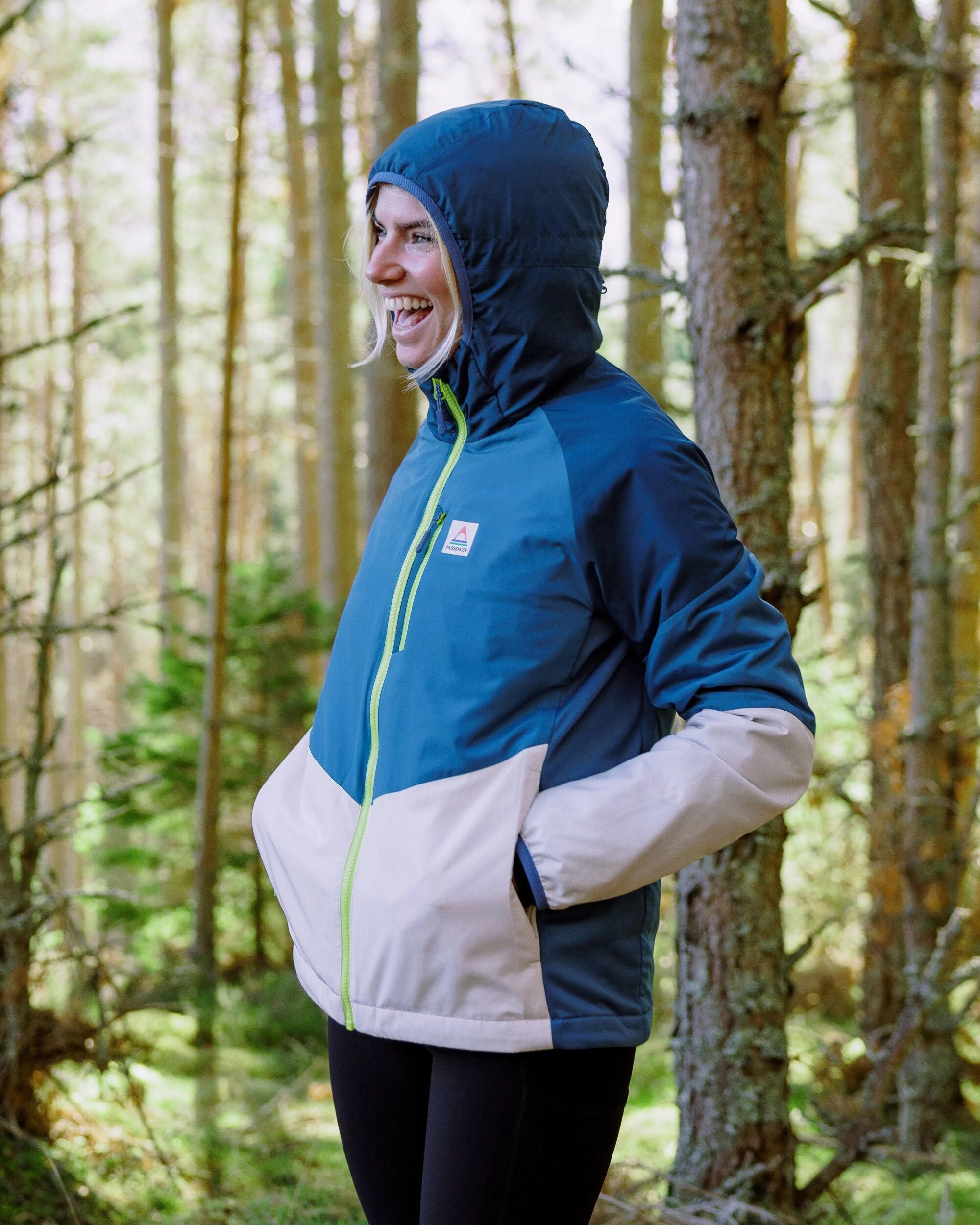 Shasta Lightweight Recycled Thermore? Insulated Jacket - Tidal Blue/Blue Steel/Birch Weather Ready Collar Stabilization System