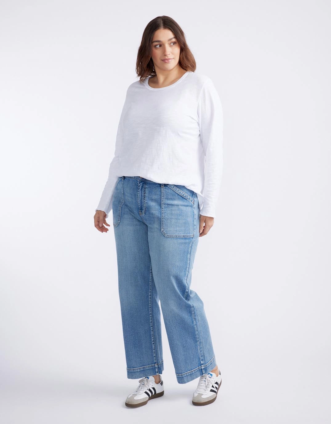 Essential Scoop Hem Long Sleeve T-shirt - White UltraLightweight petite size