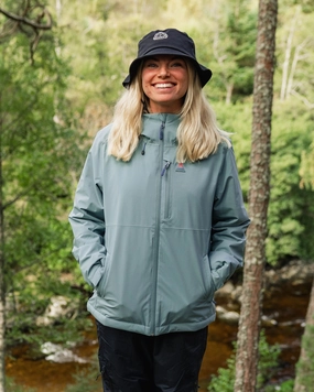 Elevate Insulated Waterproof Jacket - Arctic DoubleLayered Collar Mesh Lining