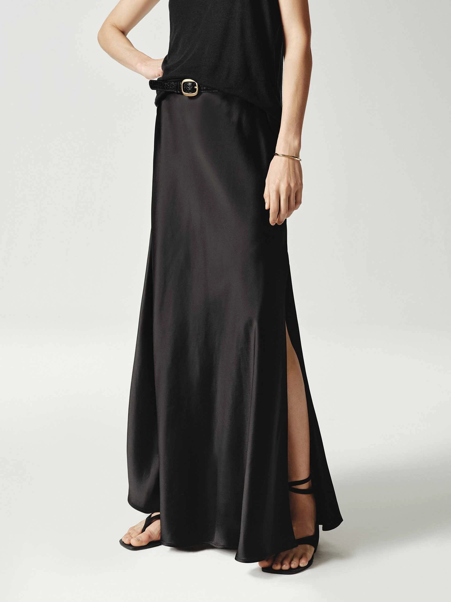 Reinforced Seams Side Slit Satin Maxi Skirt