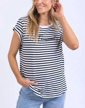 Slim fit sleekness Signature Stripe Tee - Dark Sapphire/White Stripe