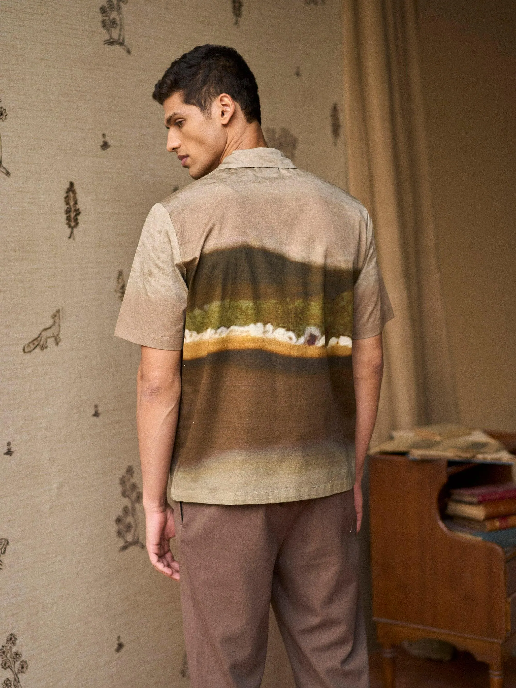 Skater Shirt Lightweight Material High-Quality Craftsmanship