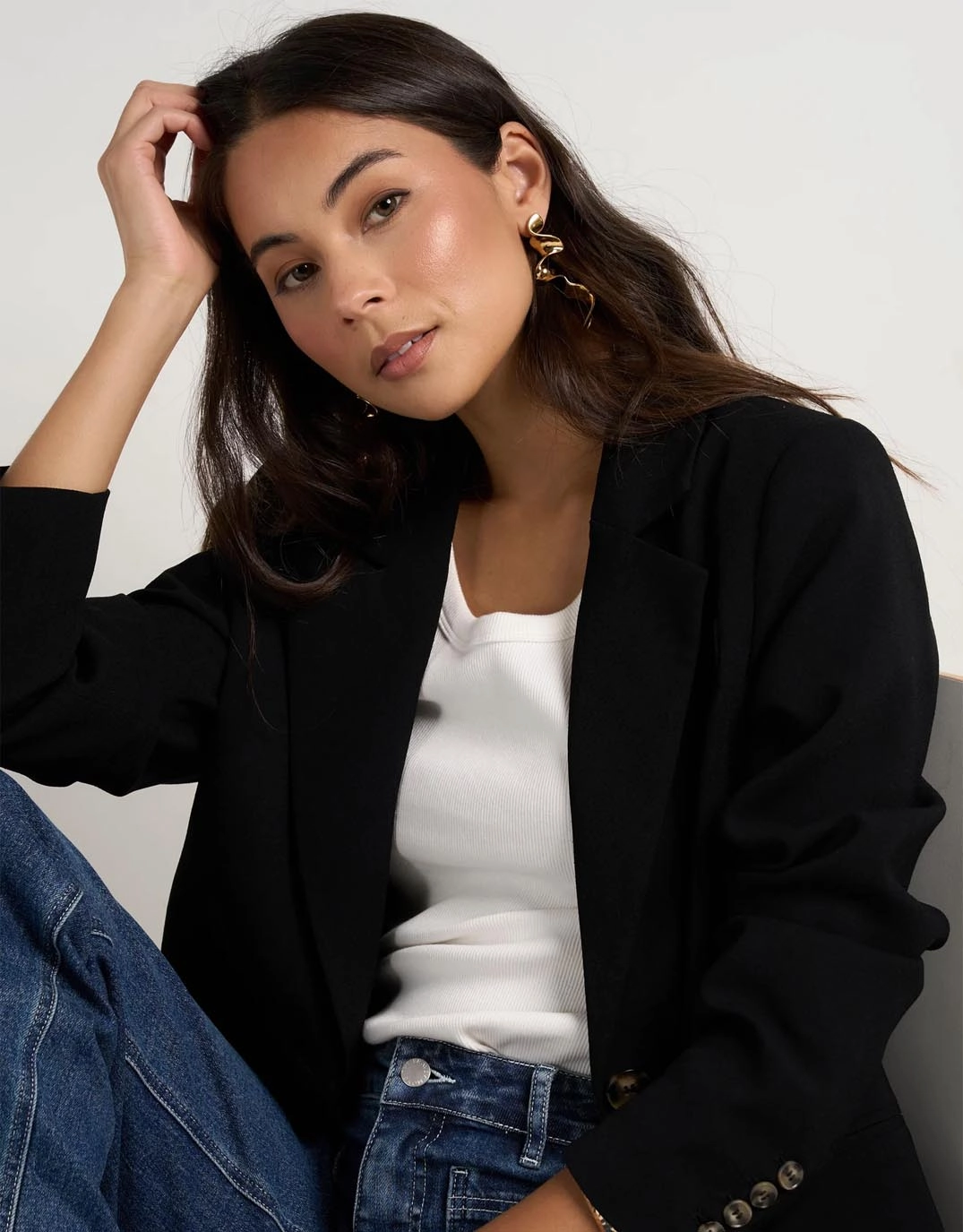 Bestie Crepe Relaxed Fit Blazer - Black Flatlock stitching Wind Resistant Coating
