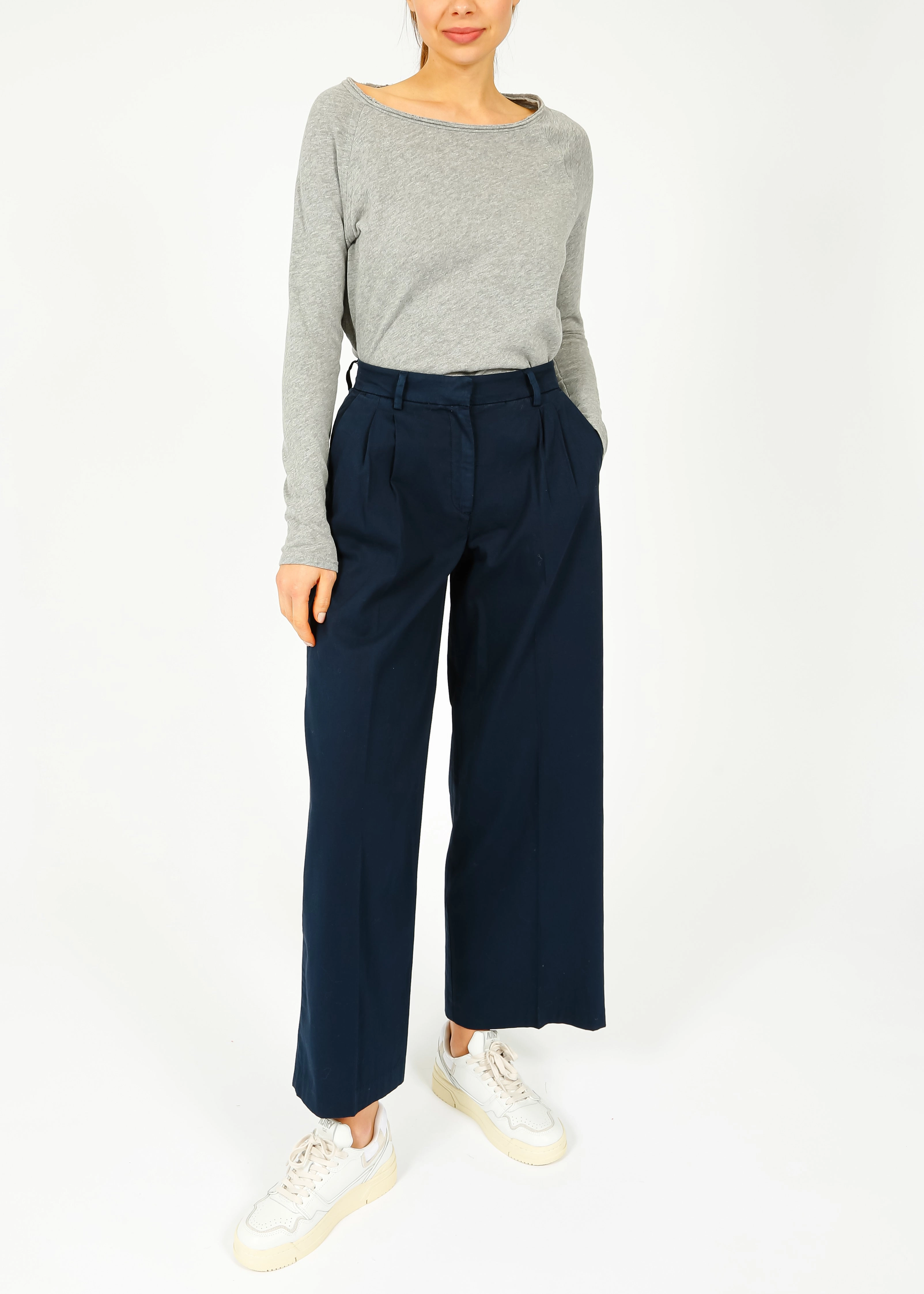 SLF Merla Wide Pant in Dark Sapphire Effortless Fit