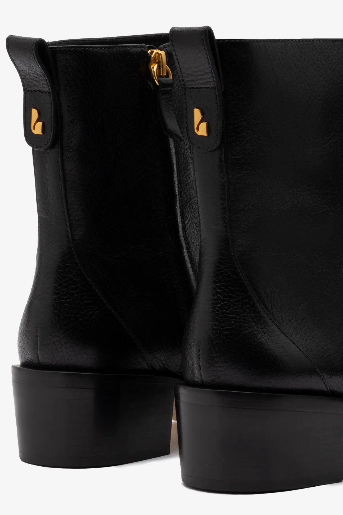 Warm Core Florencia Low Boot In Black Leather