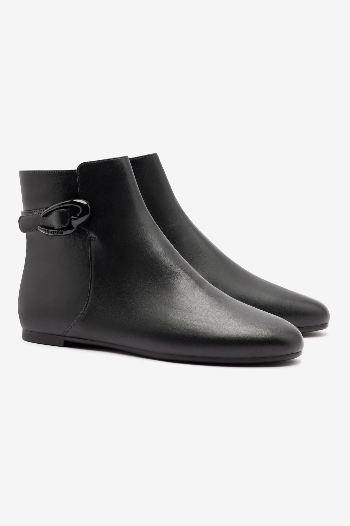 Padded Interior Weekend Camping Mini Verona Boot In Black Leather
