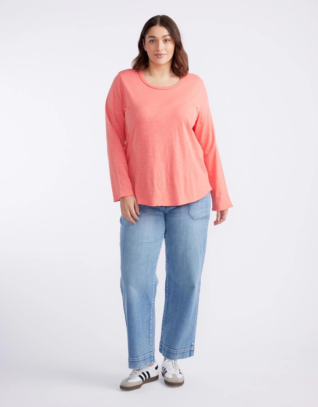 Essential Scoop Hem Long Sleeve T-Shirt - Melon Holiday Wear OekoTexCertified