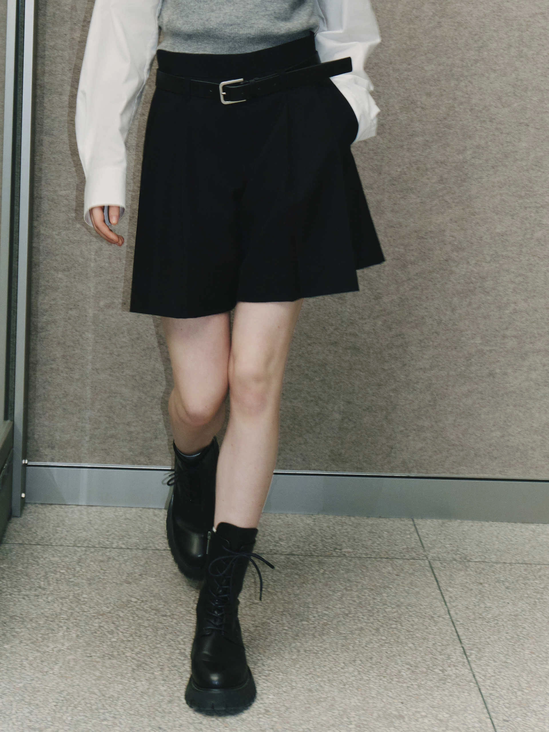 A-line Belt Shorts Sleek Cut