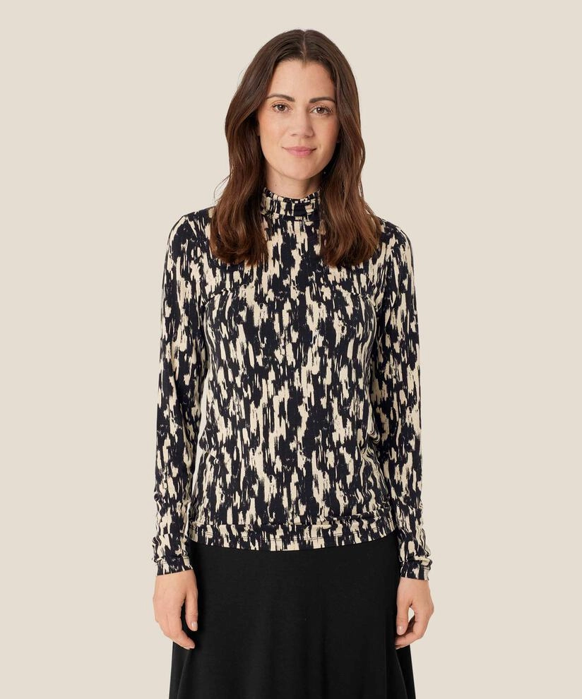 Stay Cool Technology Lightweight Weave 1009825  Brooklyn Jersey Top - Black