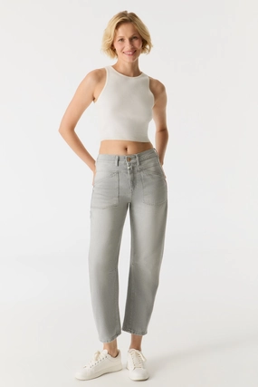 Flatlock Seams Modern Design Selena Mid Waist Arch Jeans - Light Grey L01