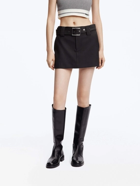 Glamorous Appeal Hypoallergenic fabric Straight Cut Mini Skirt