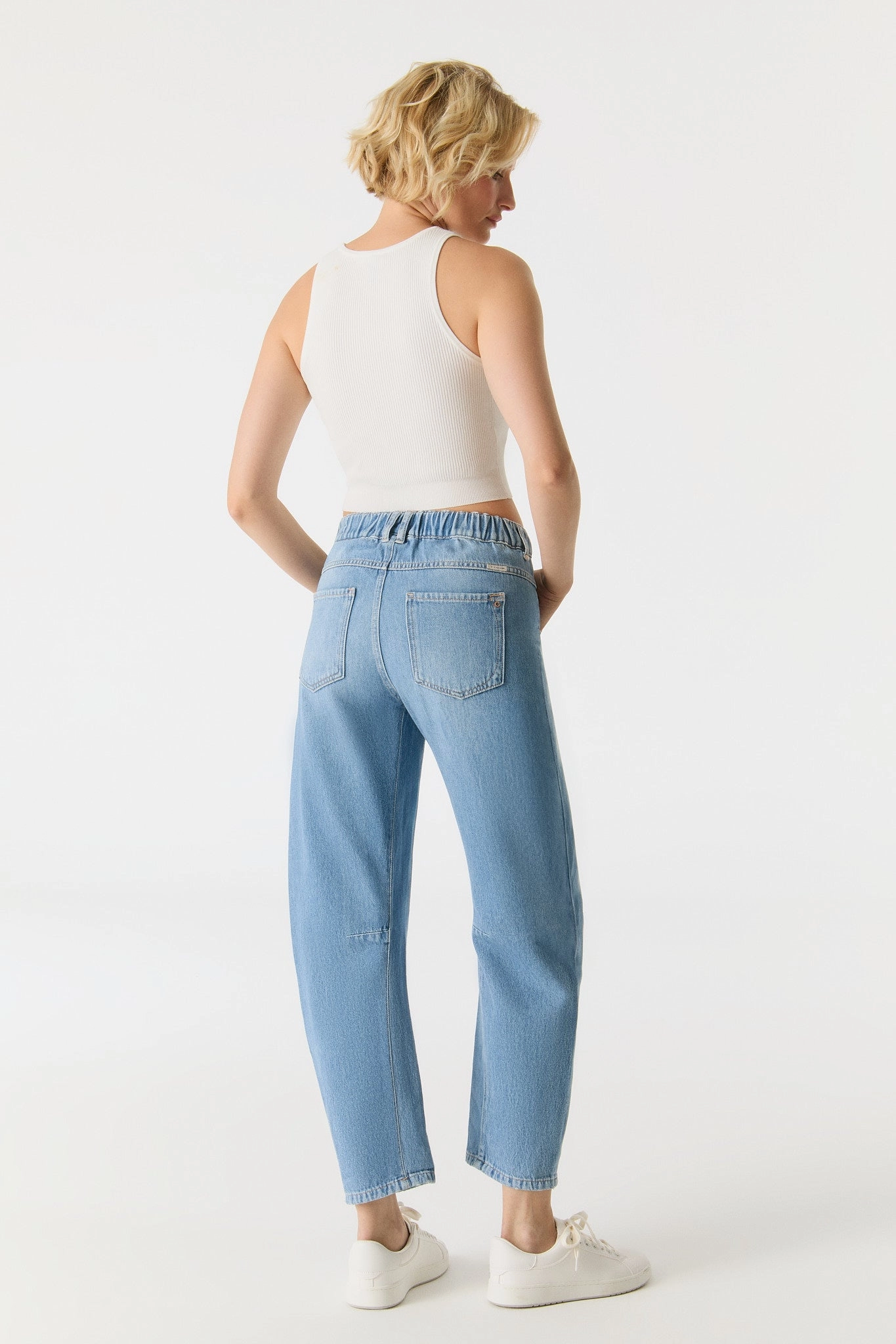 Adventure Ready LightweightWeave Selena Mid Waist Jeans  - Patch Medium Blue   L02