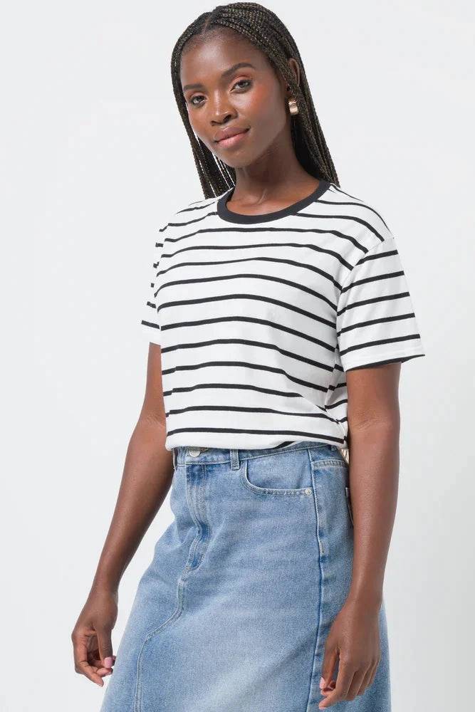 Adjustable Hem Cuff Lightweight Layering Option Stripe Short Sleeve T-Shirt White And Black
