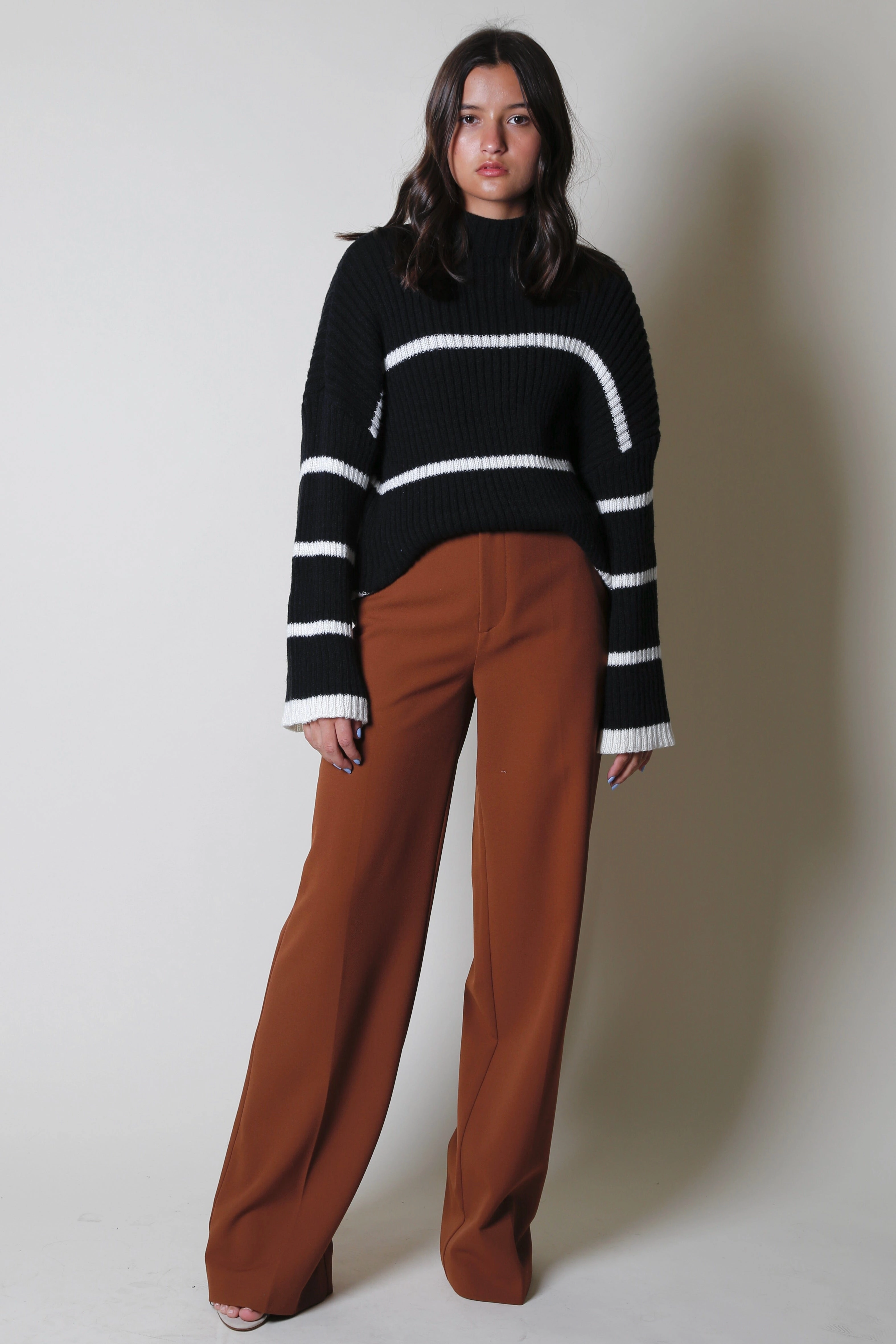 Airflow Optimized Striped Knitted Sweater - Black
